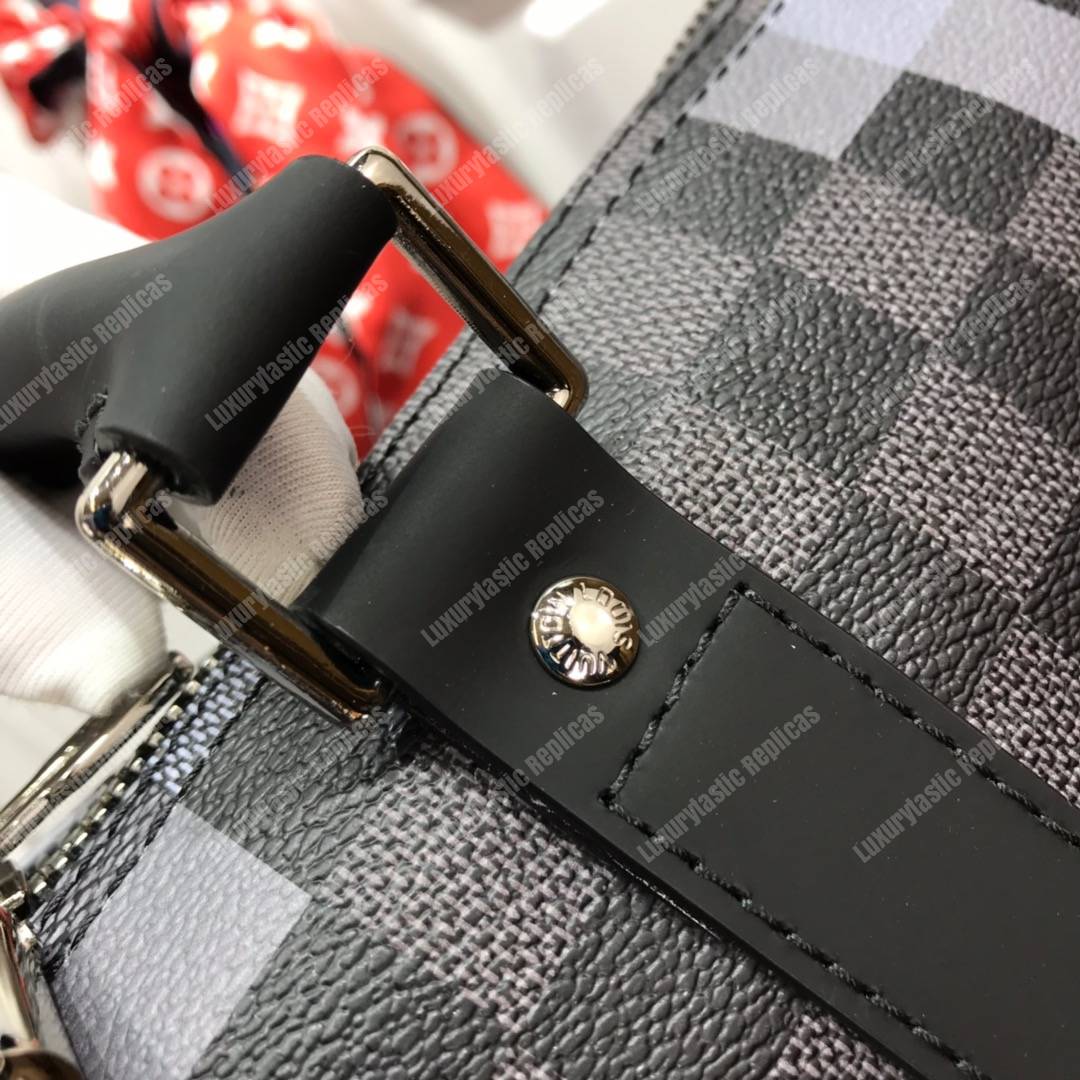 LV Keepall Bandoulière 50 Gray Pixel