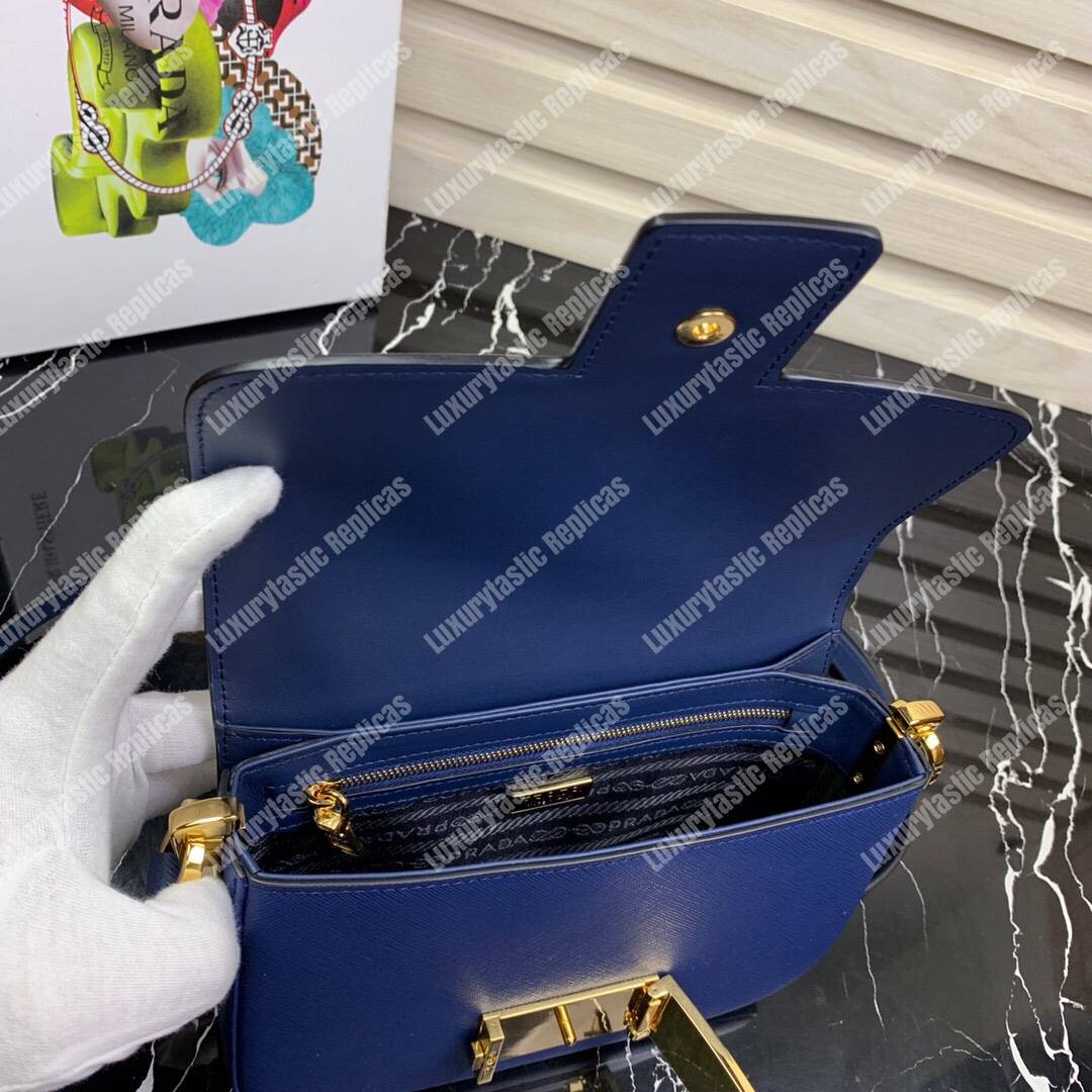 Pra*a emblème saffiano leather bag blue