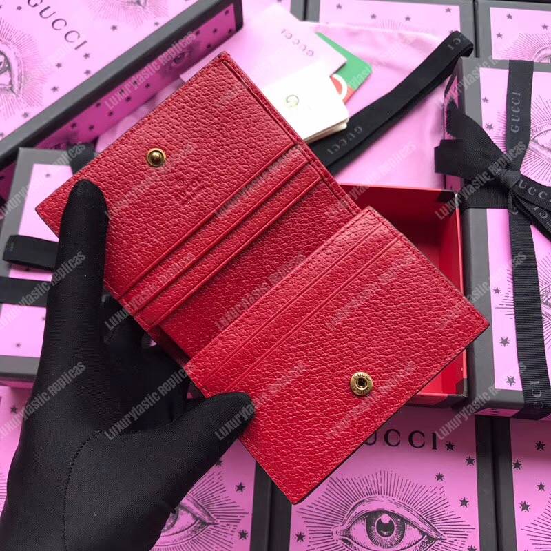 G*u*i embroidered leather card case red