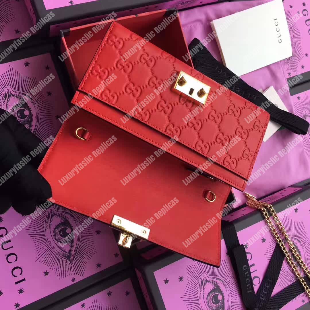 G*u*i gg padlock continental wallet red
