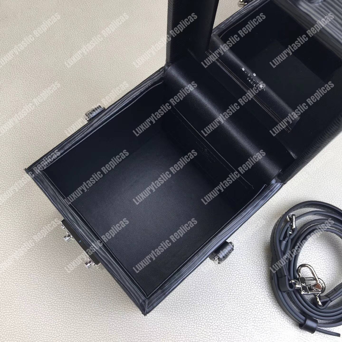 LV Bleecker Box Epi Leather Noir