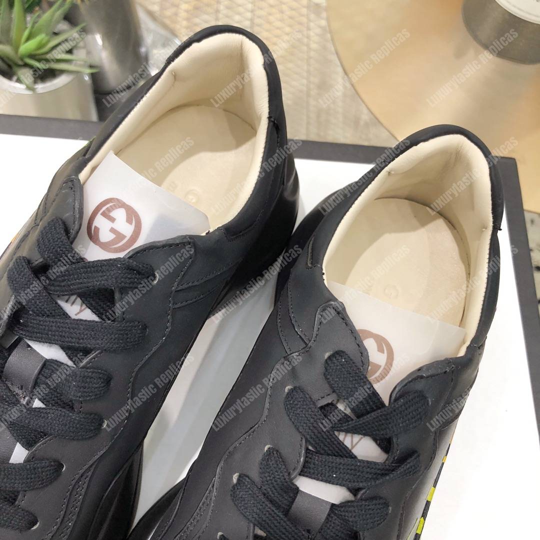 G*u*i rhyton leather sneaker with multicolour G*u*i logo