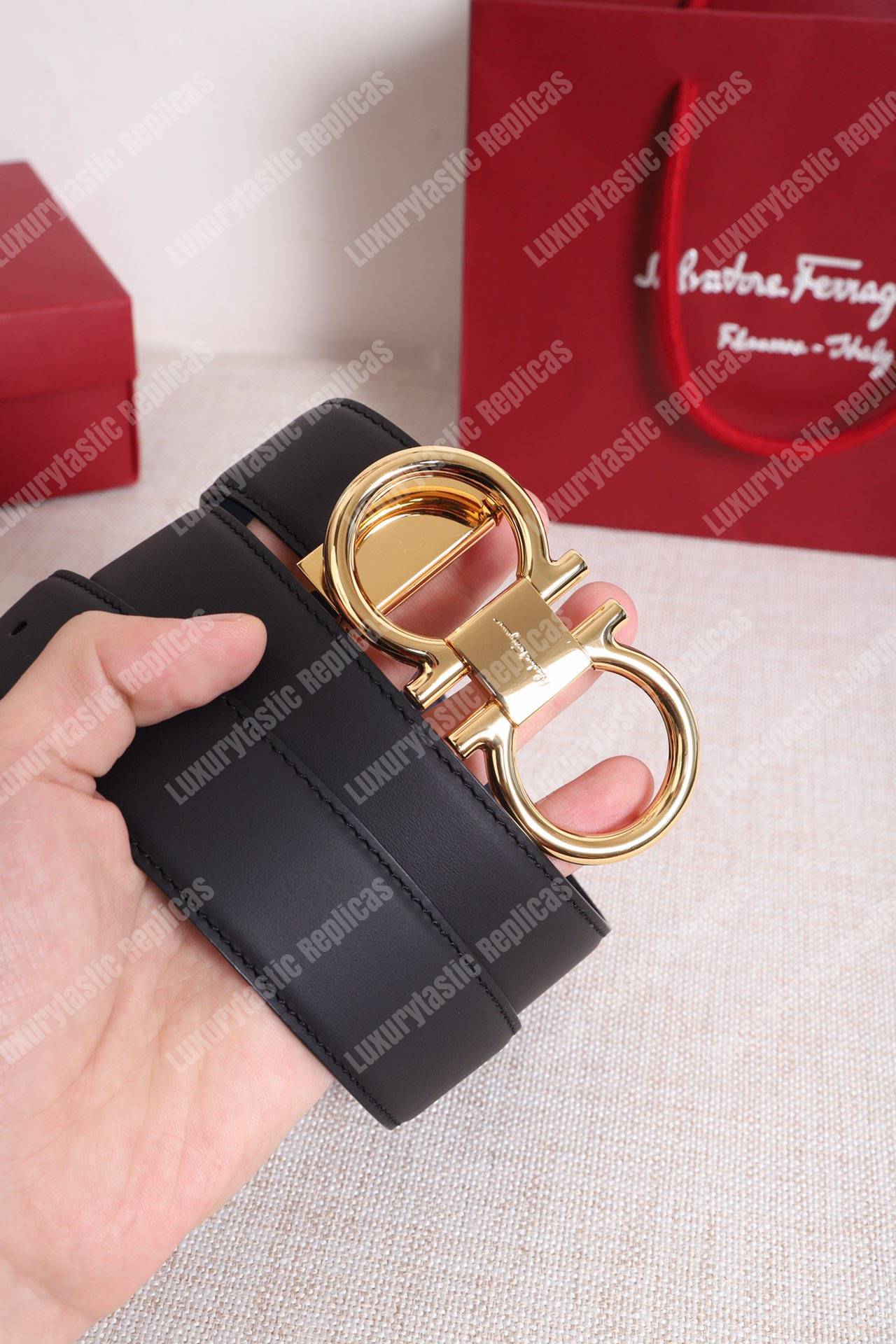 ﻿Salvatore Ferragamo Adjustable and Reversible Gancini Belt