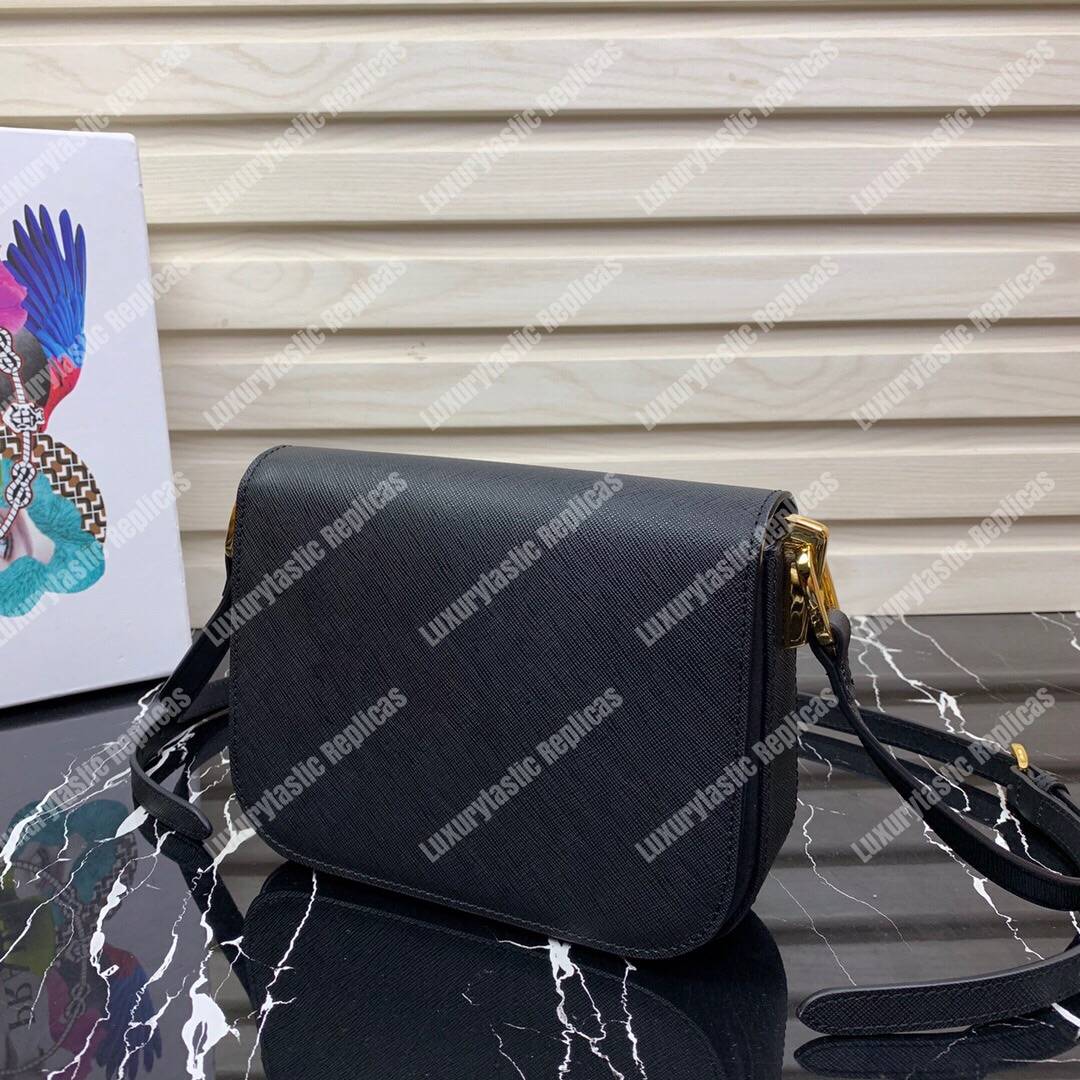 Pra*a emblème saffiano leather bag black