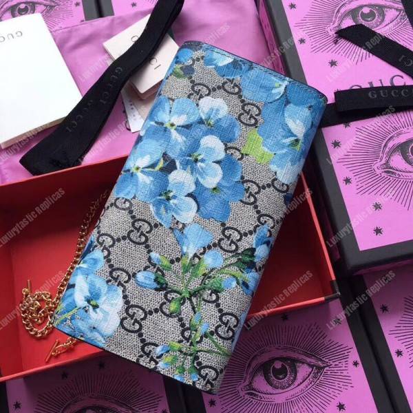 G*u*i gg blooms sup*e padlock continental wallet blue