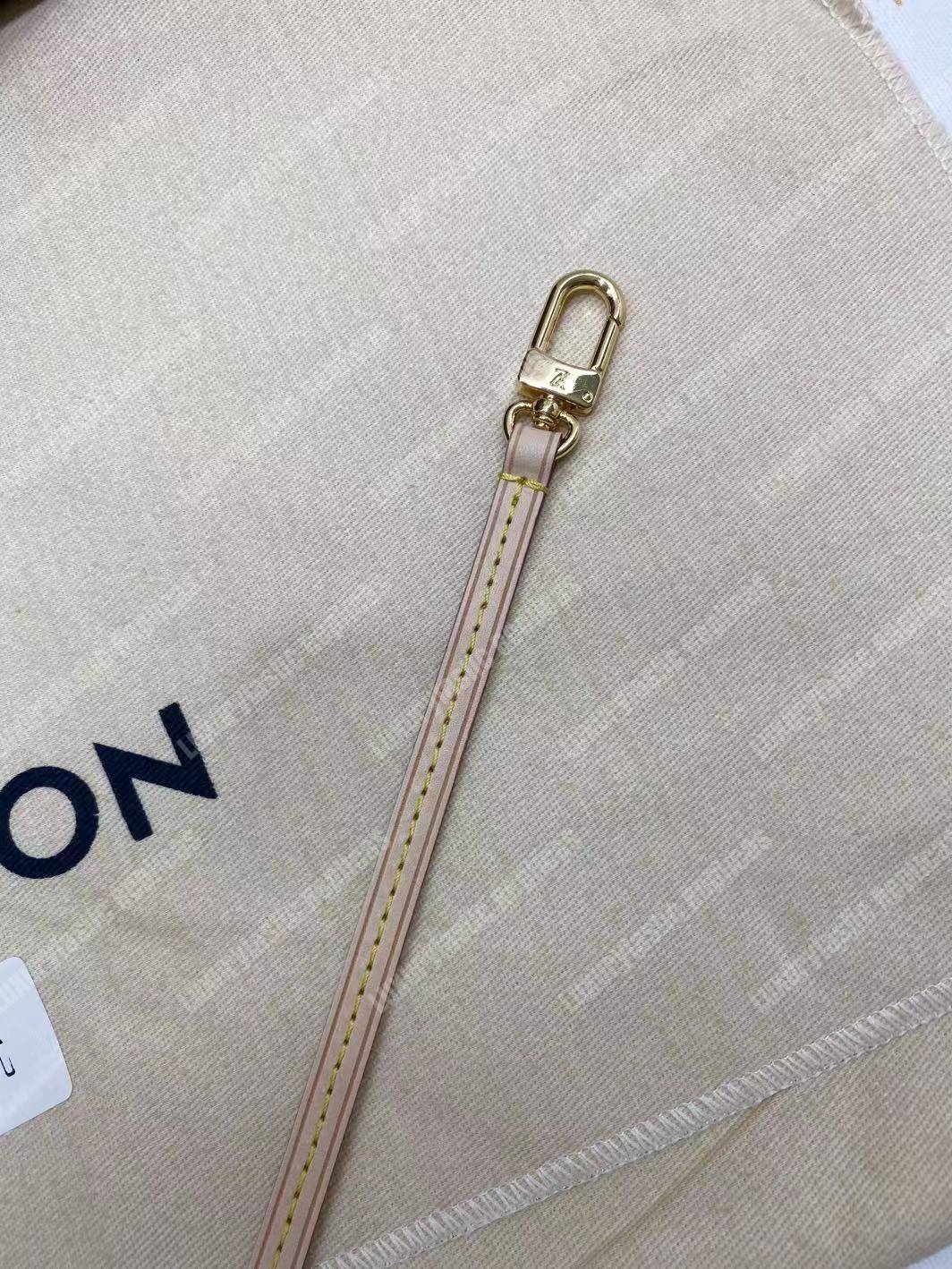 LV Neverfull MM Monogram Rose Ballerine