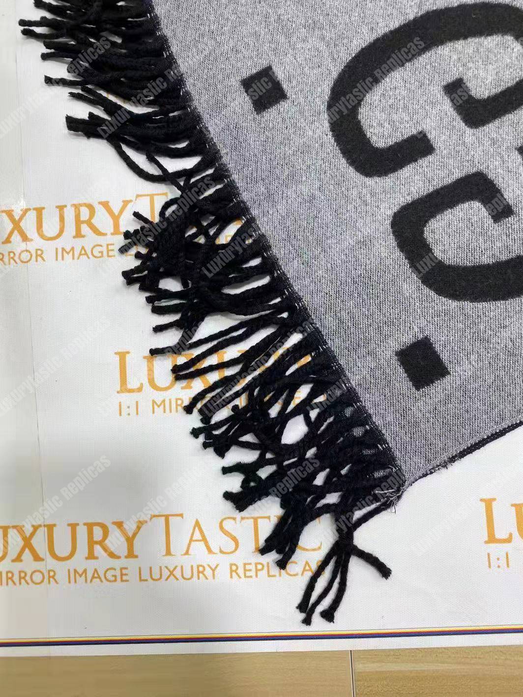 G*u*i gg jacquard wool silk scarf light grey & black