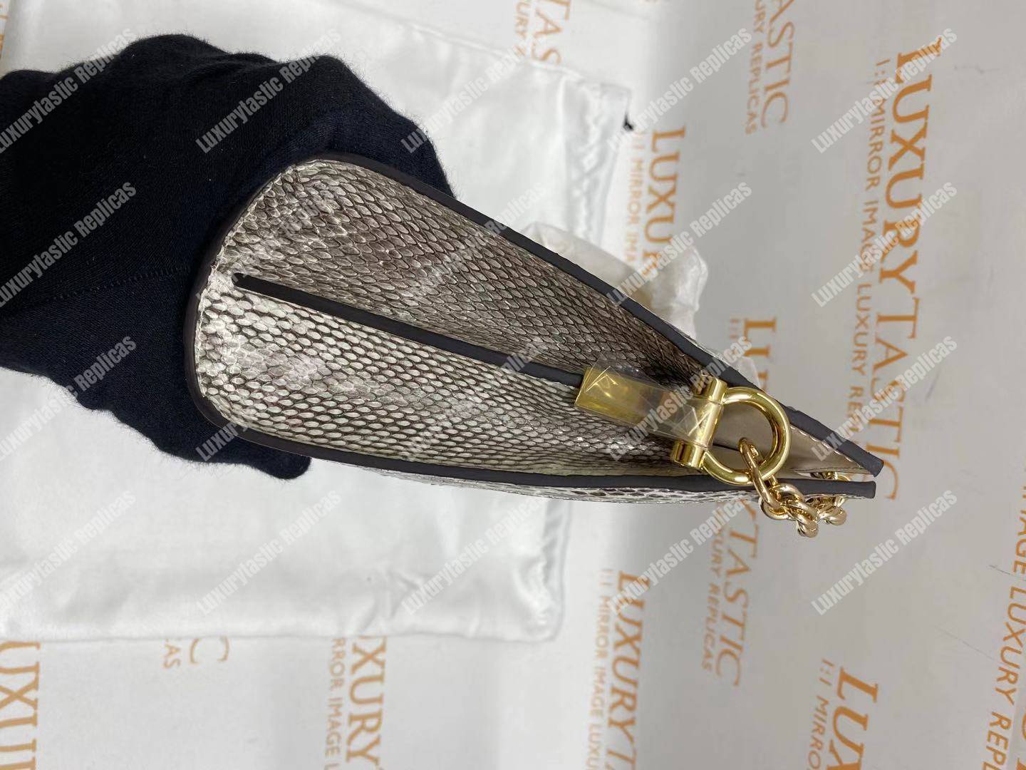 G*u*i ophidia small snakeskin shoulder bag grey