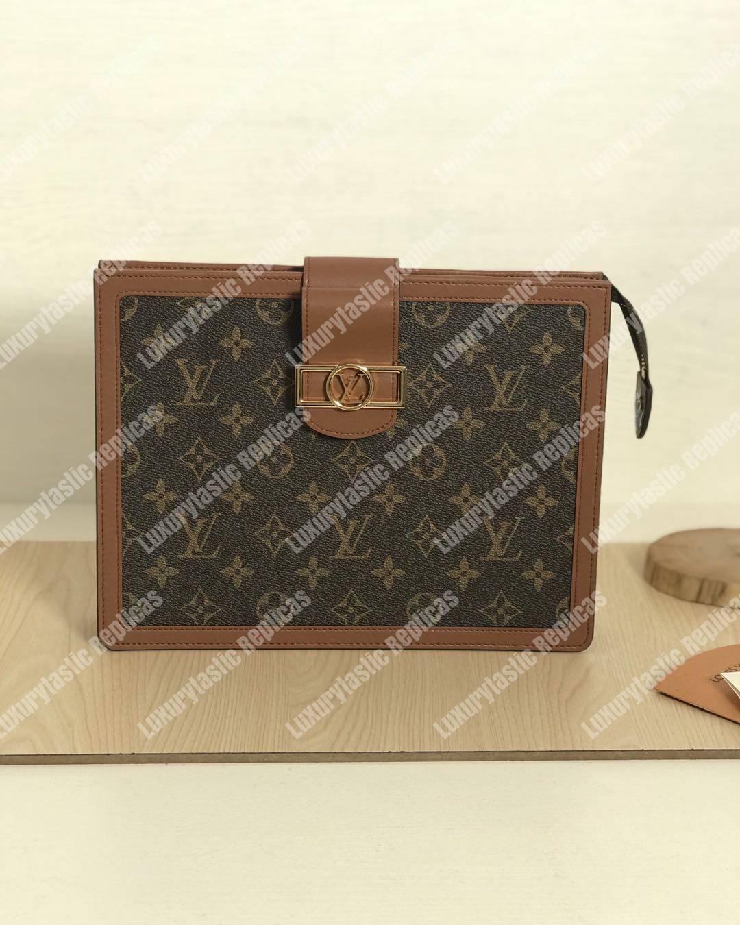 LV Pochette Dauphine Monogram