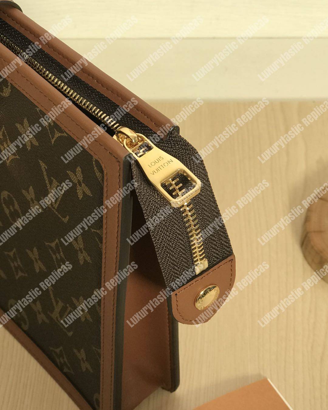 LV Pochette Dauphine Monogram