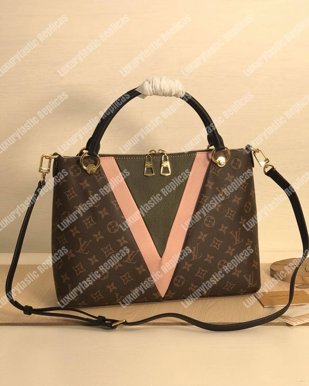 LV V Tote MM