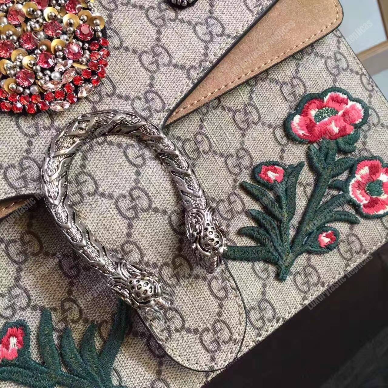 G*u*i dionysus embroidered shoulder bag bees/pineapple/flower