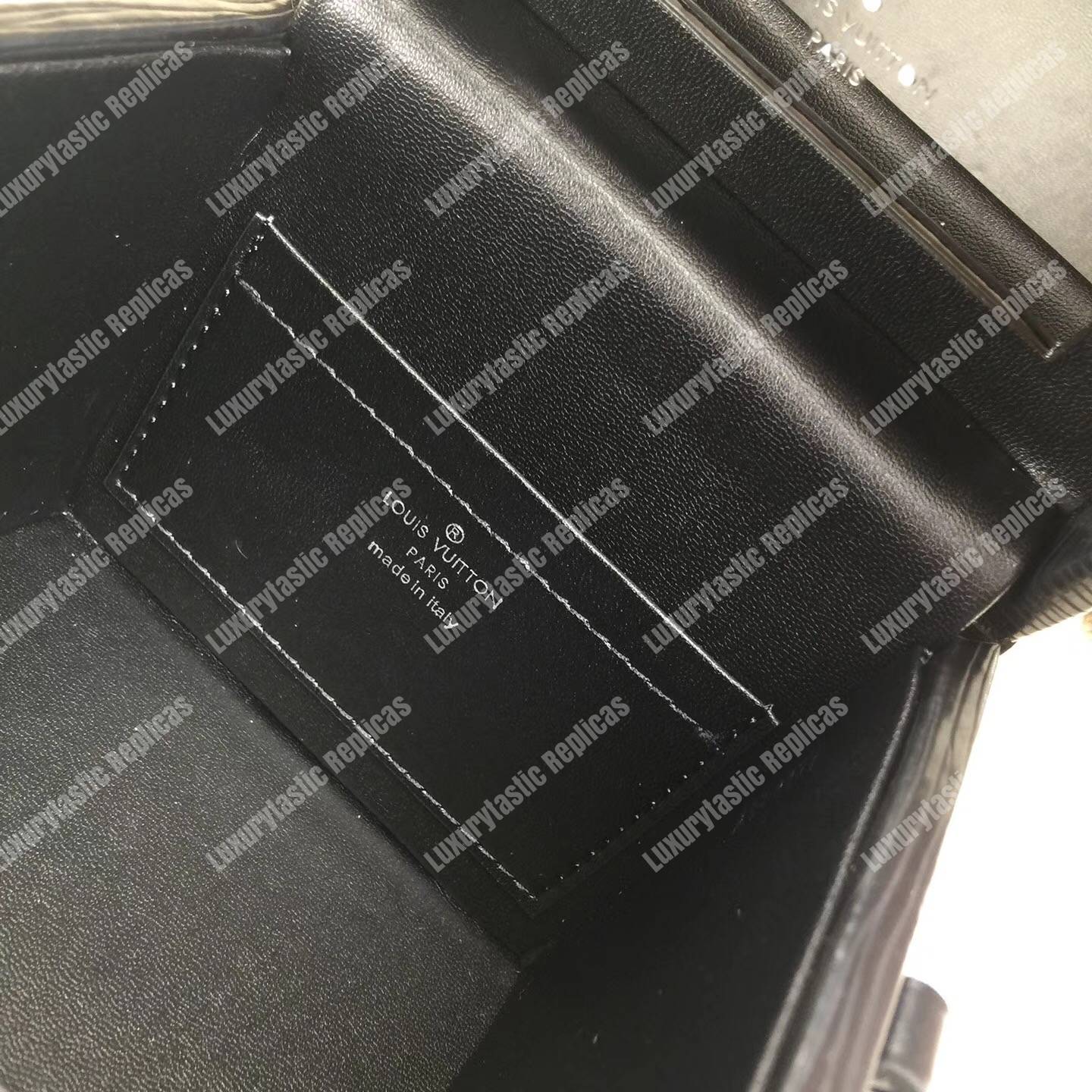 LV Bleecker Box Epi Leather Noir