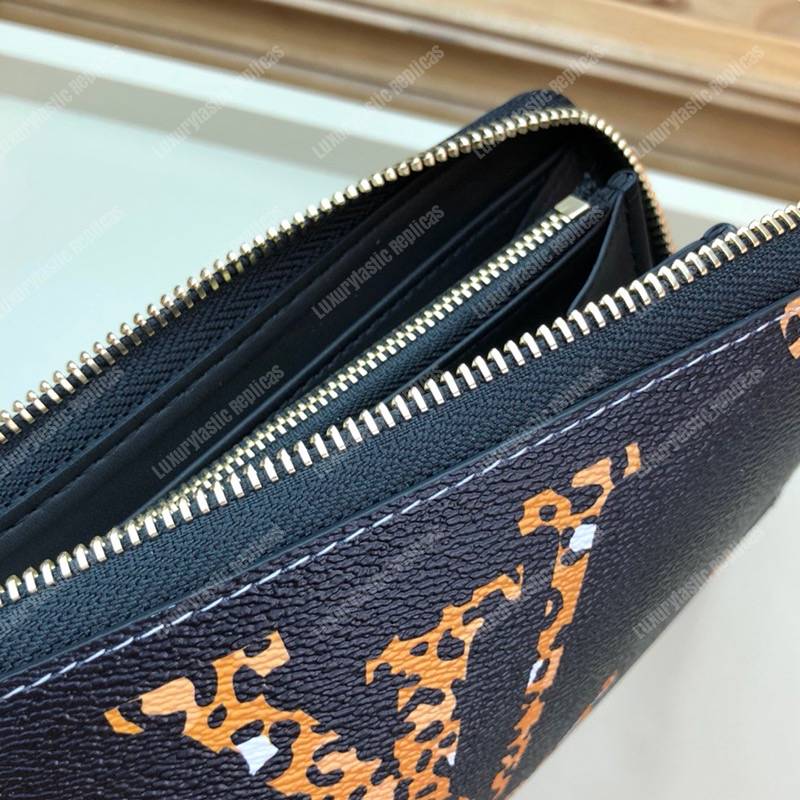LV Jungle Zippy Wallet Giant Monogram Noir