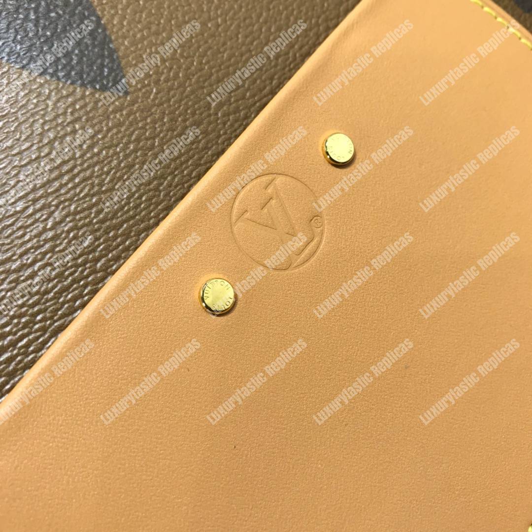 LV Boite Chapeau Souple Giant Reverse Monogram
