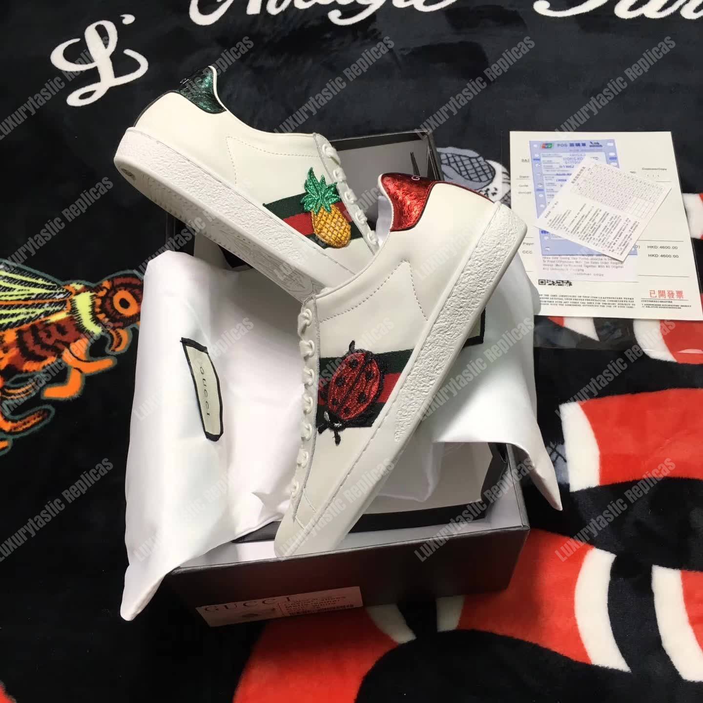 G*u*i ace embroidered pineapple sneaker white