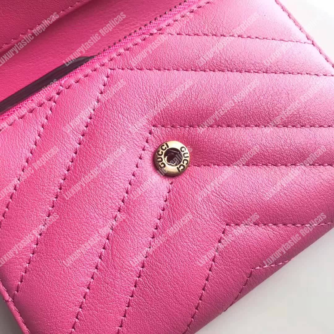 G*u*i gg marmont matelassé wallet bright pink
