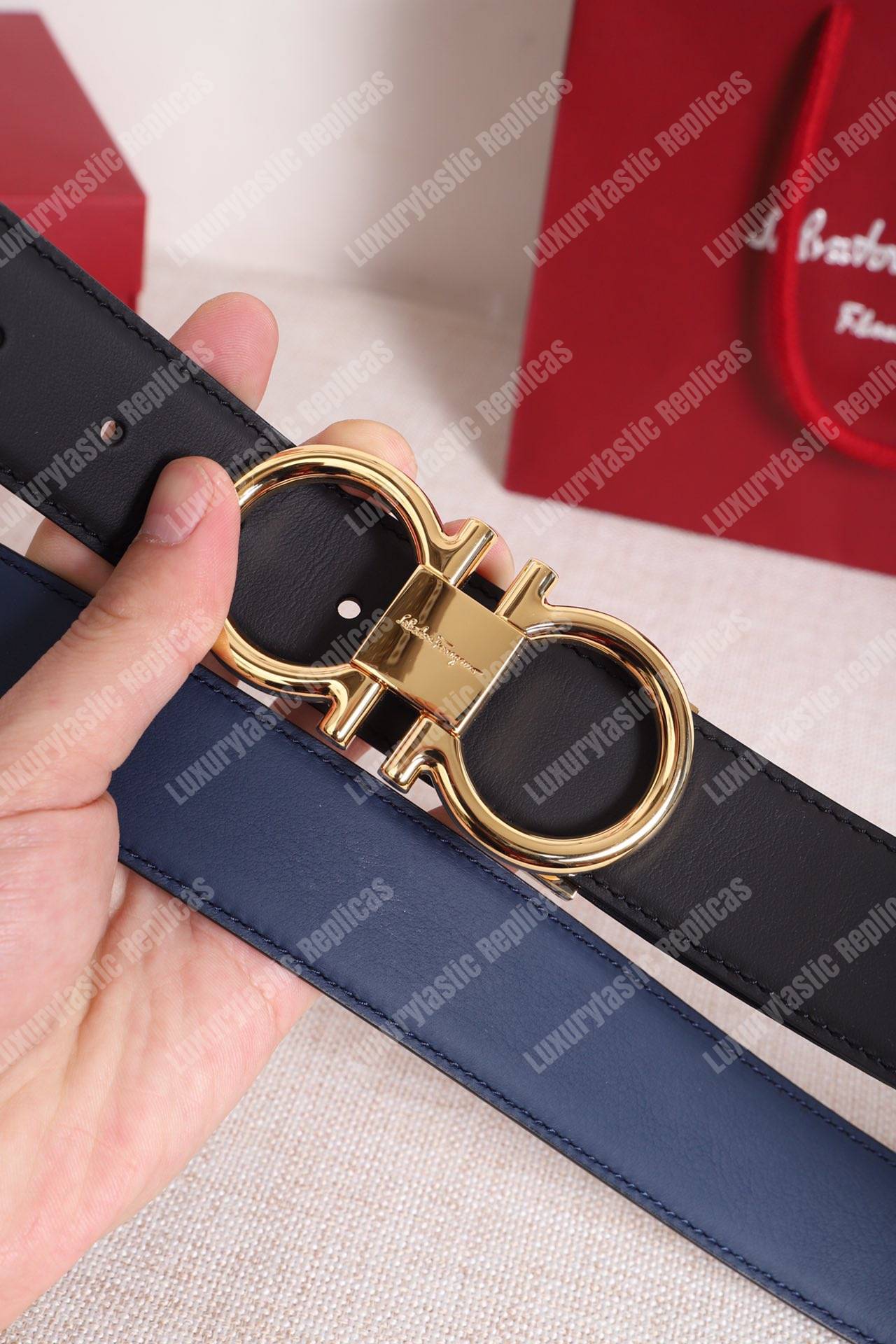 ﻿Salvatore Ferragamo Adjustable and Reversible Gancini Belt