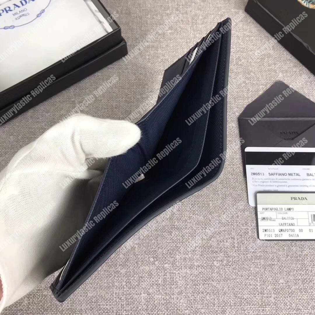 Pra*a saffiano and crocodile leather wallet navy blue grey/dark blue crocodile insert