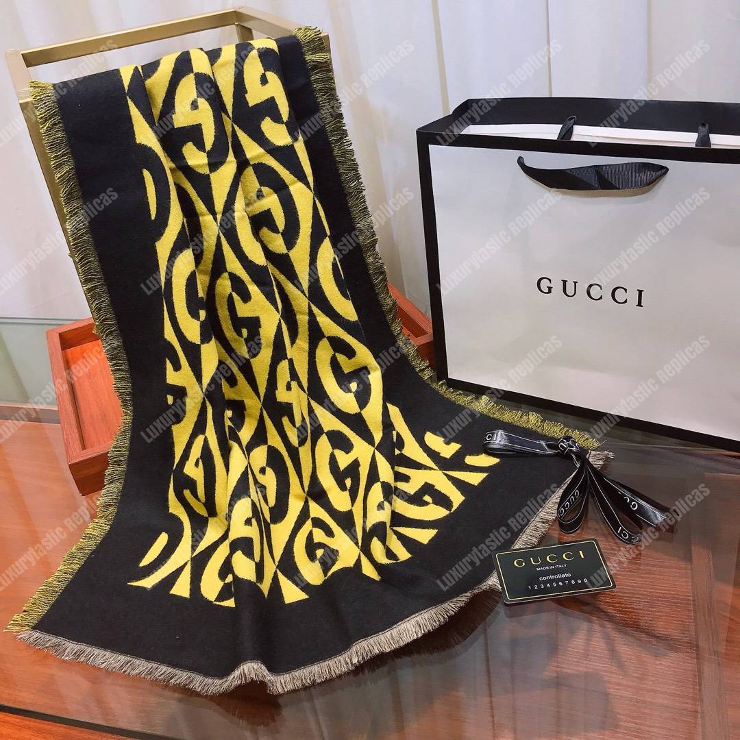 G*u*i g rhombus lamé wool jacquard stole yellow black