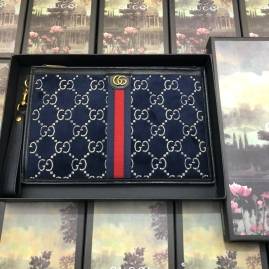 G*u*i gg velvet pouch blue
