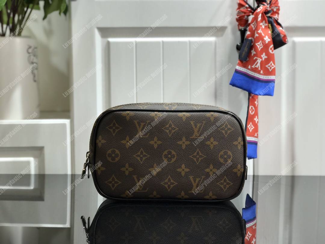 LV Toilet Pouch PM Monogram