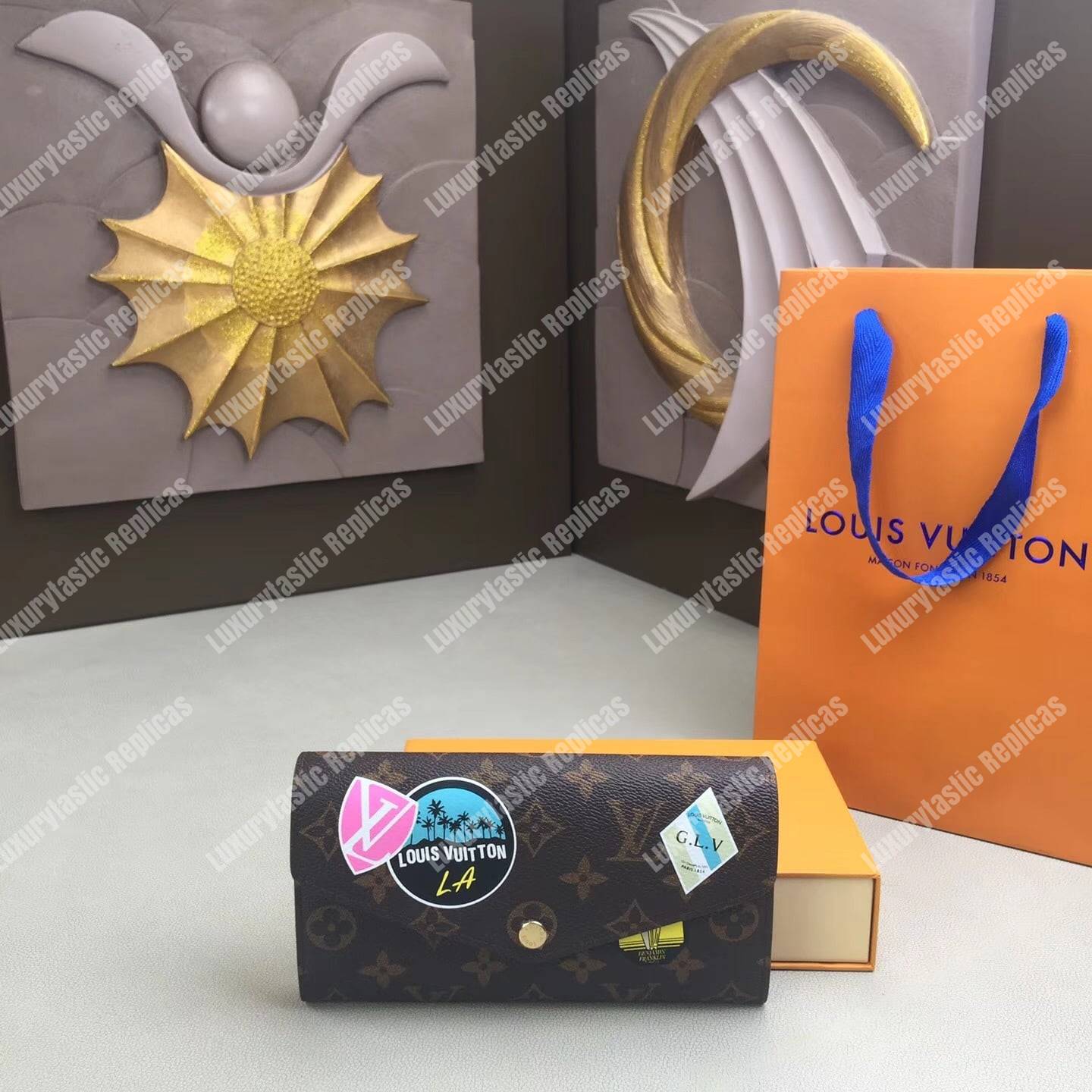 LV Sarah Wallet My LV World Tour Monogram Fuchsia