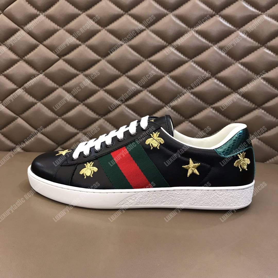 G*u*i ace embroidered bee and stars sneaker black