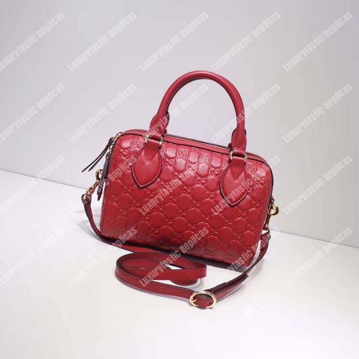 G*u*i signature small top handle bag red