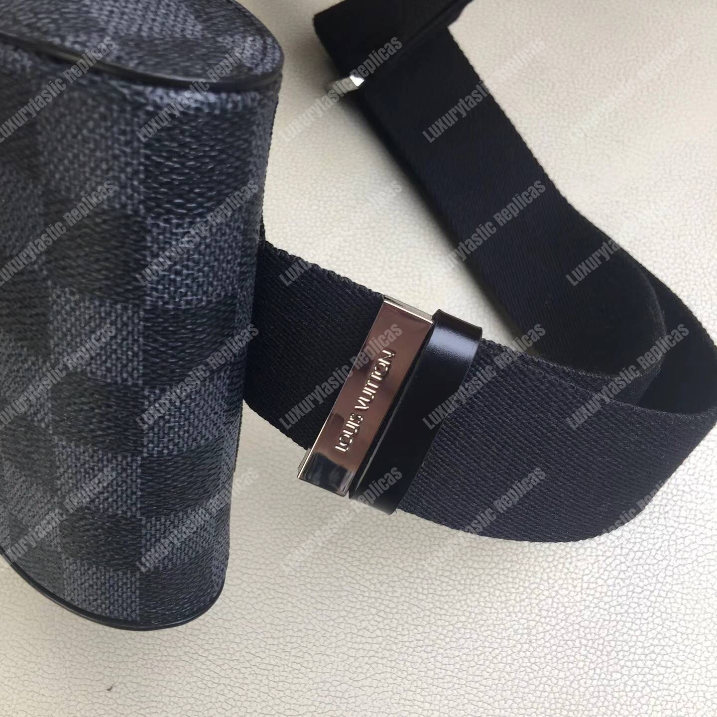 LV Geronimos Messenger Bag Damier Graphite