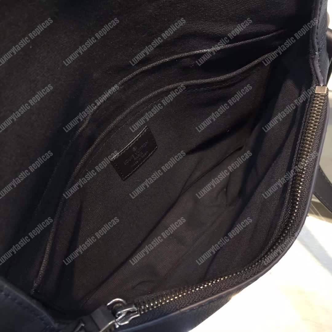 LV Canyon Messenger PM Utah Leather Bleu Marine