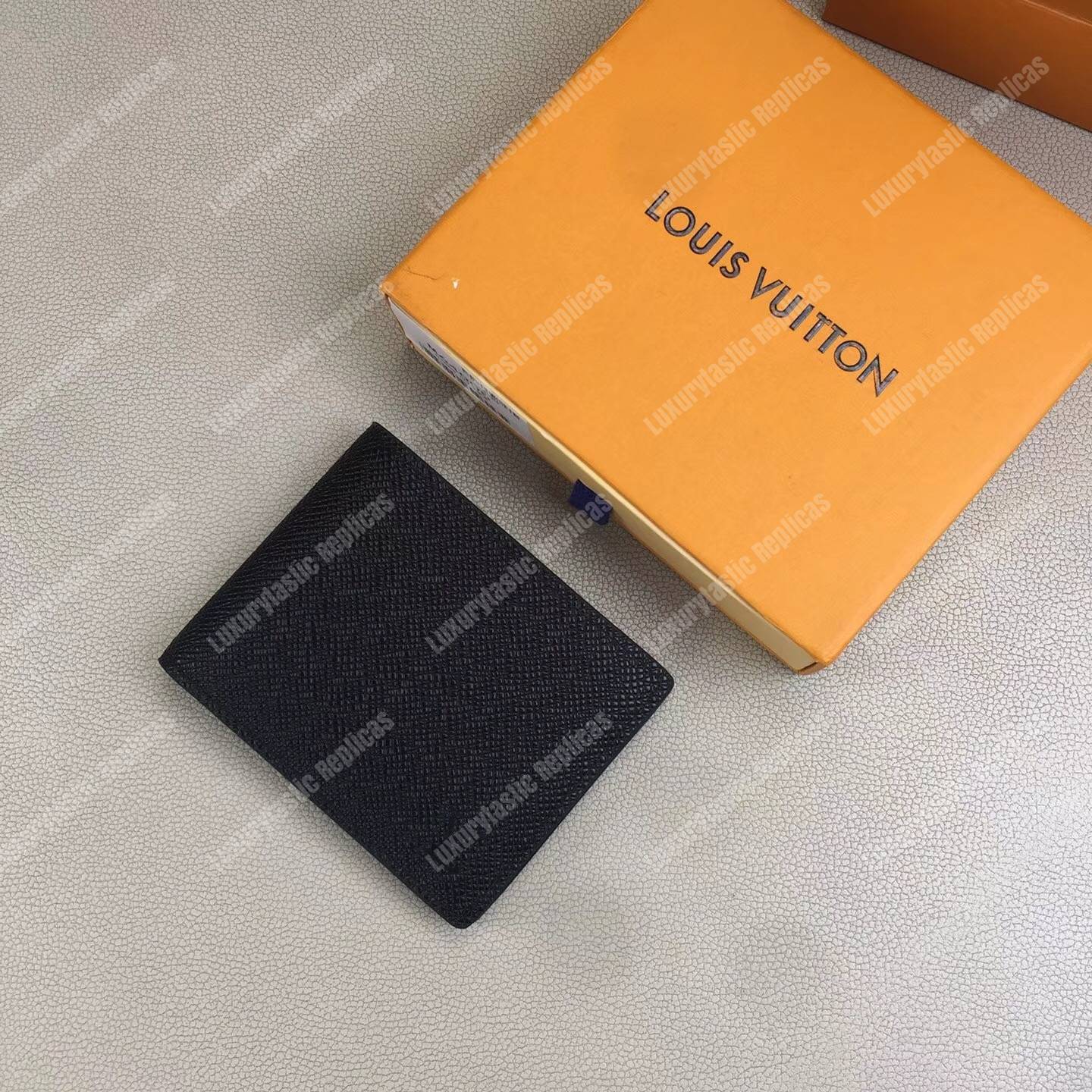 LV Slender ID Wallet Taiga Leather Noir