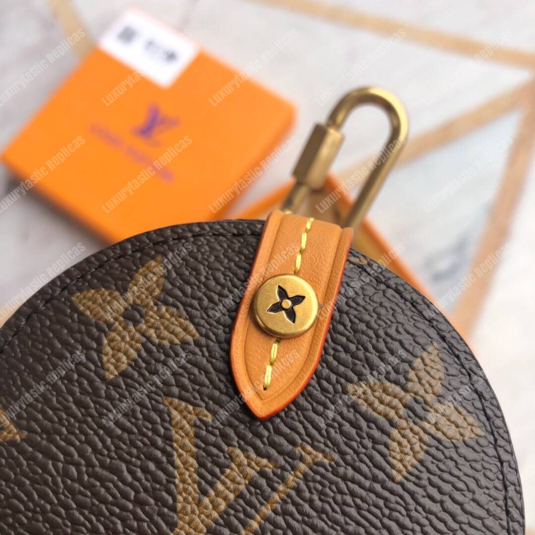 LV Round Case Monogram