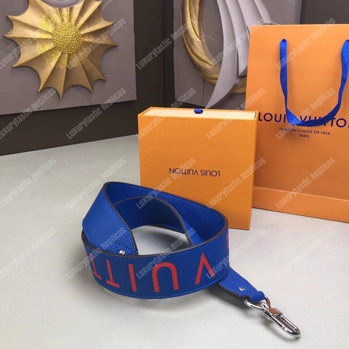 LV Bandouliere Taurillon Leather Bleu