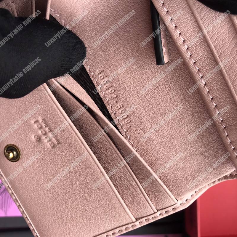 G*u*i gg marmont card case wallet with butterfly pink
