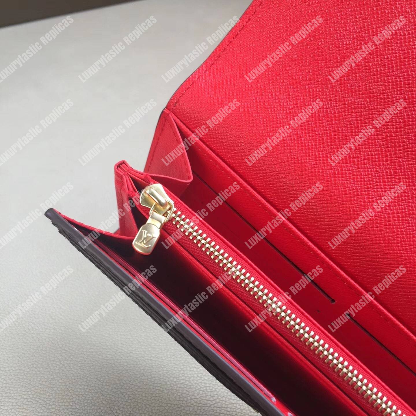 LV Sarah Wallet My LV World Tour Monogram Red
