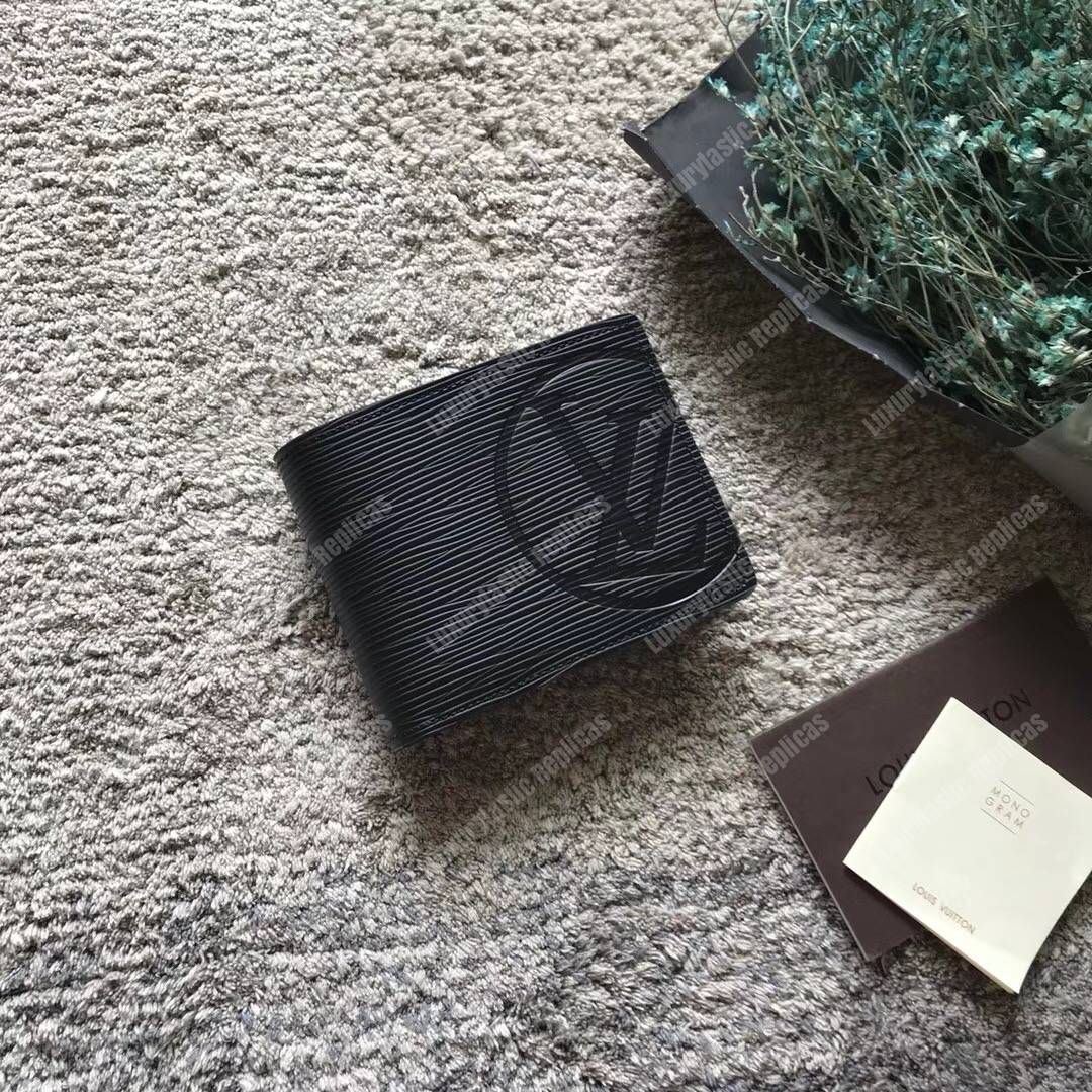 LV Multiple Wallet Epi Leather Noir Initial