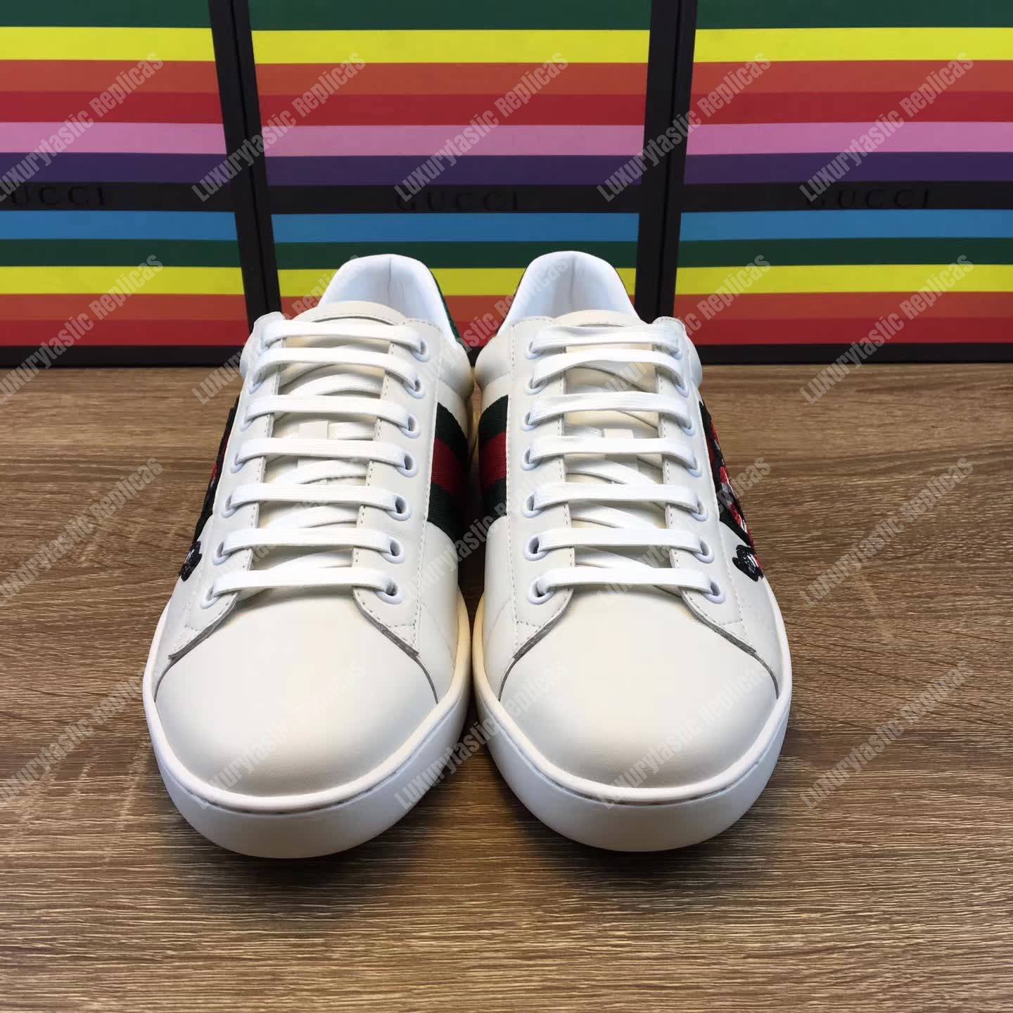 G*u*i ace embroidered snake sneaker white