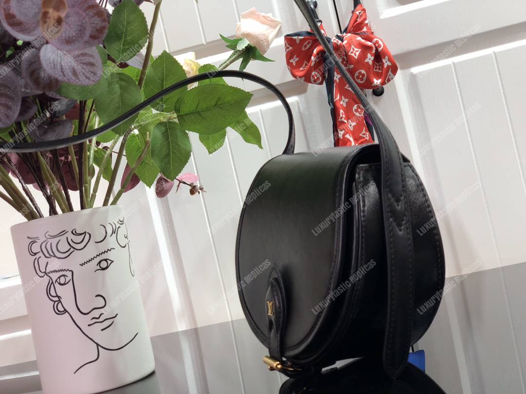 LV Tambourin Calf Leather Noir