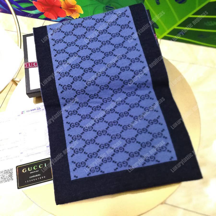 G*u*i monogram gg wool scarf blue