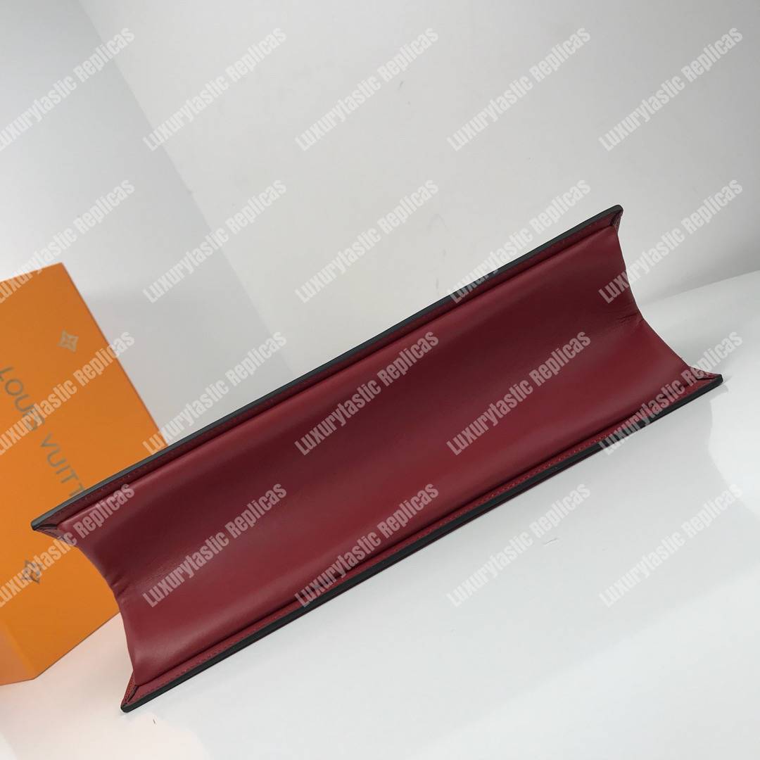 LV Epi Sac Tricot Bag Rubis