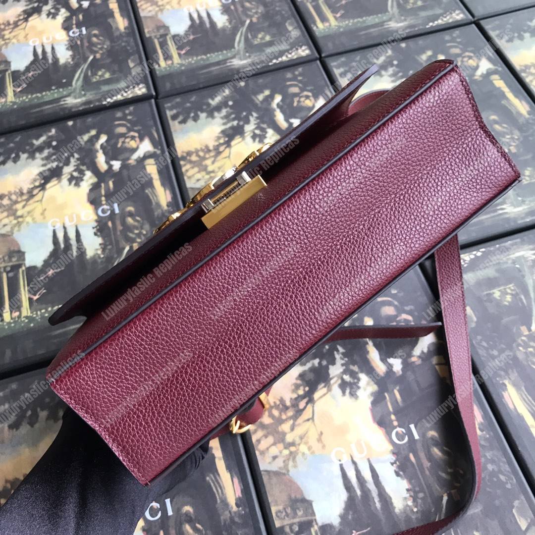 G*u*i zumi grainy leather small shoulder bag burgundy