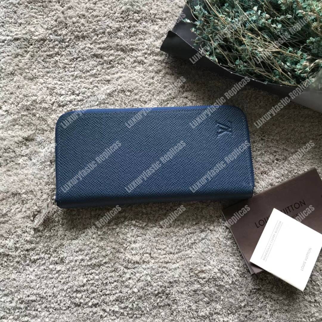 LV Vasco Wallet Taiga Leather Ocean
