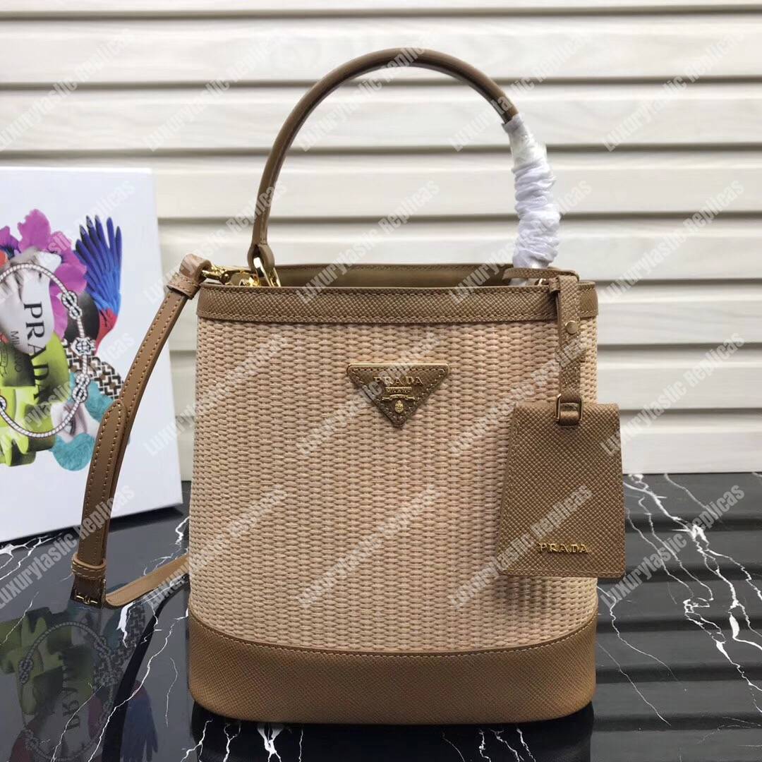 Pra*a panier medium straw bag brown