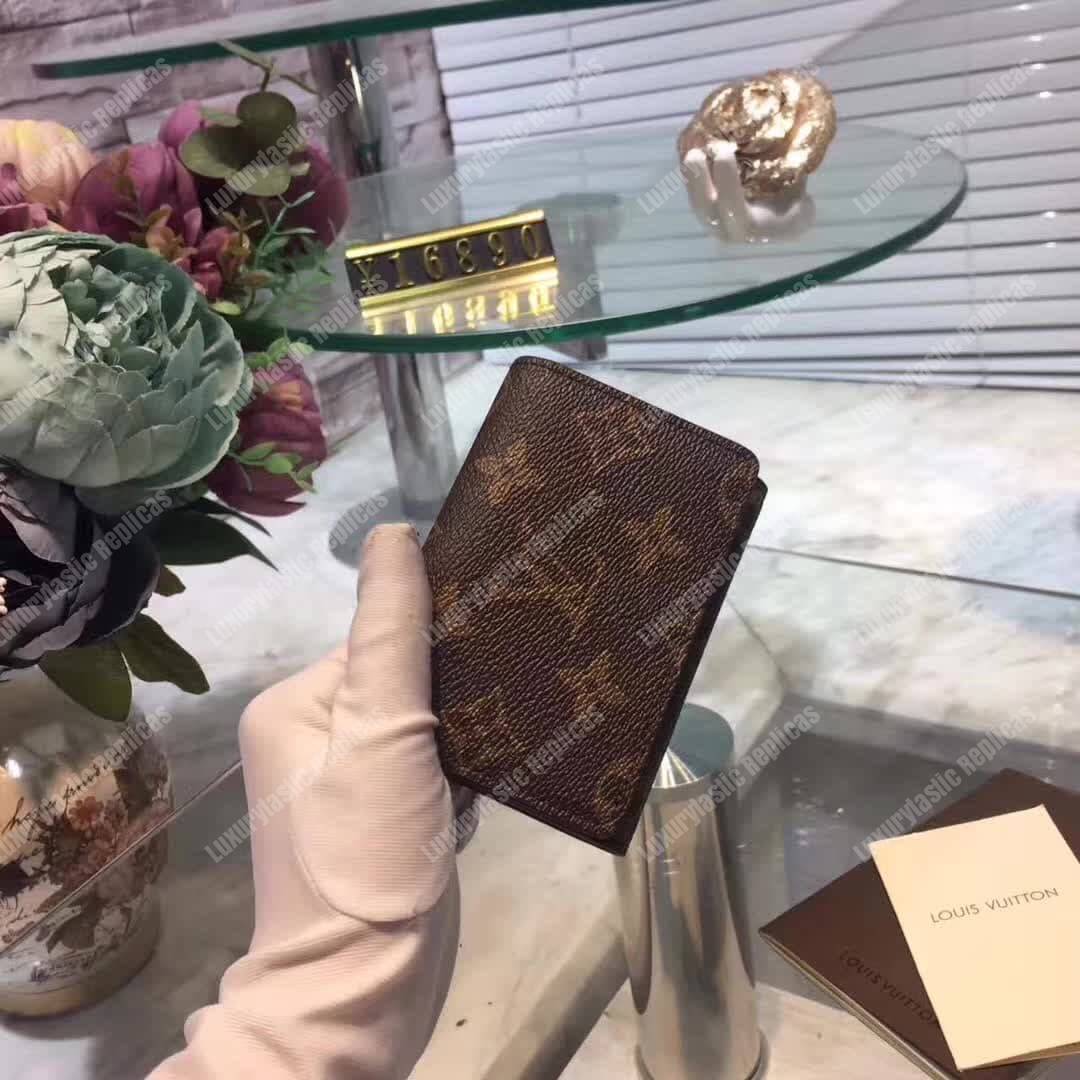 LV Enveloppe Carte De Visite Monogram