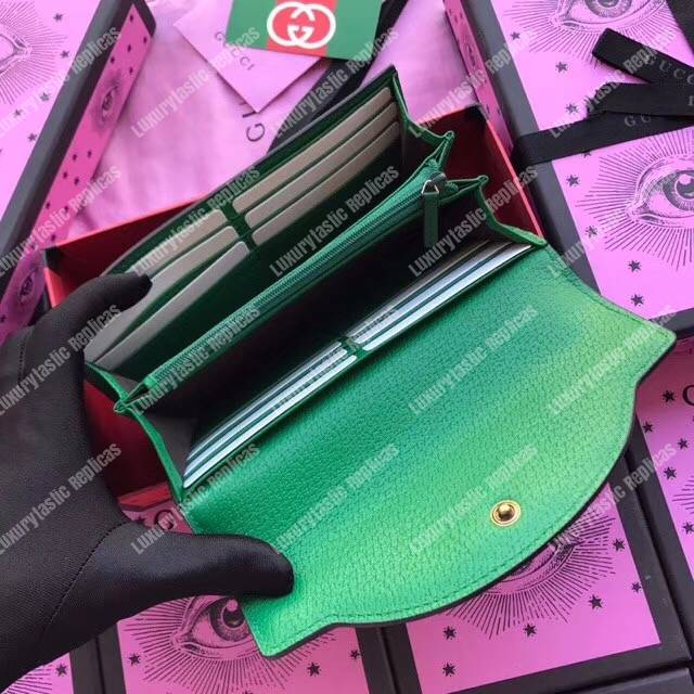 G*u*i embroidered leather continental wallet green