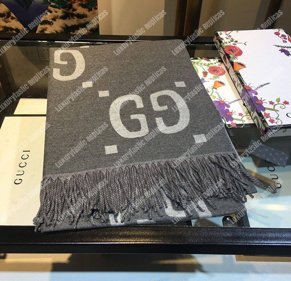G*u*i gg jacquard wool silk scarf grey