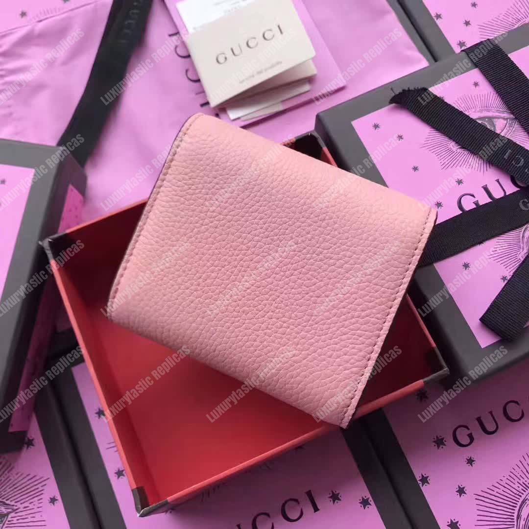 G*u*i padlock wallet pink