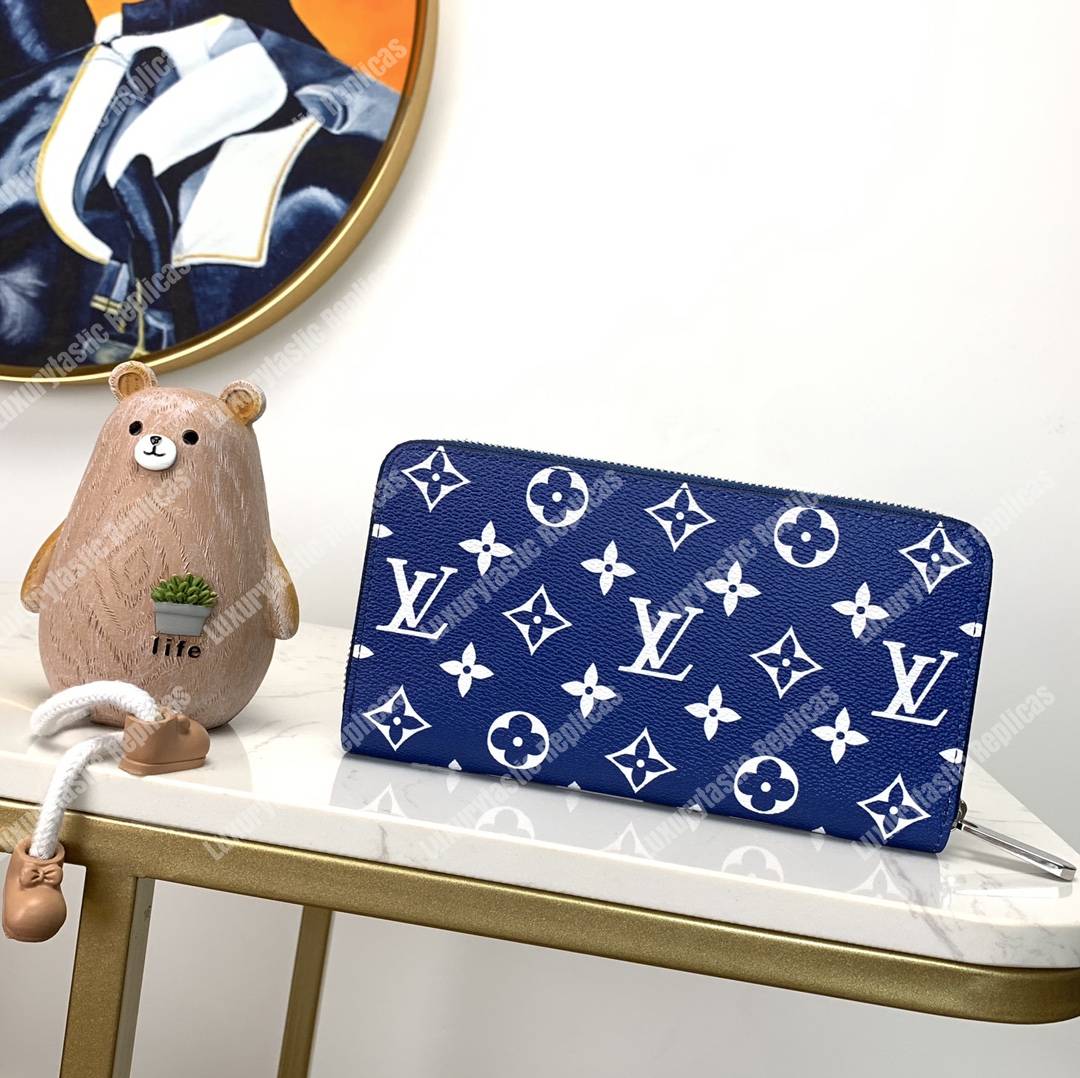 LV Escale Zippy Wallet Bleu