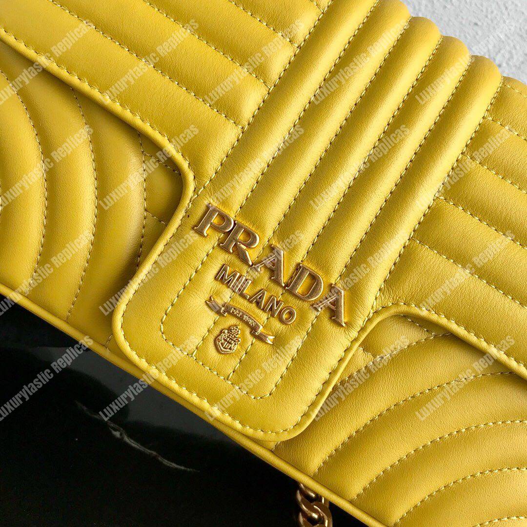 Pra*a diagramme medium leather bag yellow